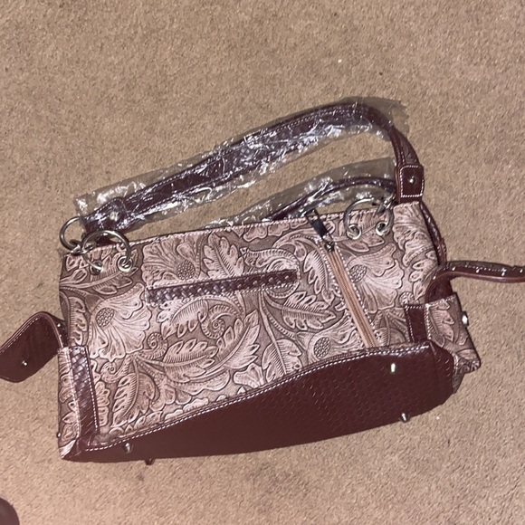 Purse - Picture 2 of 2